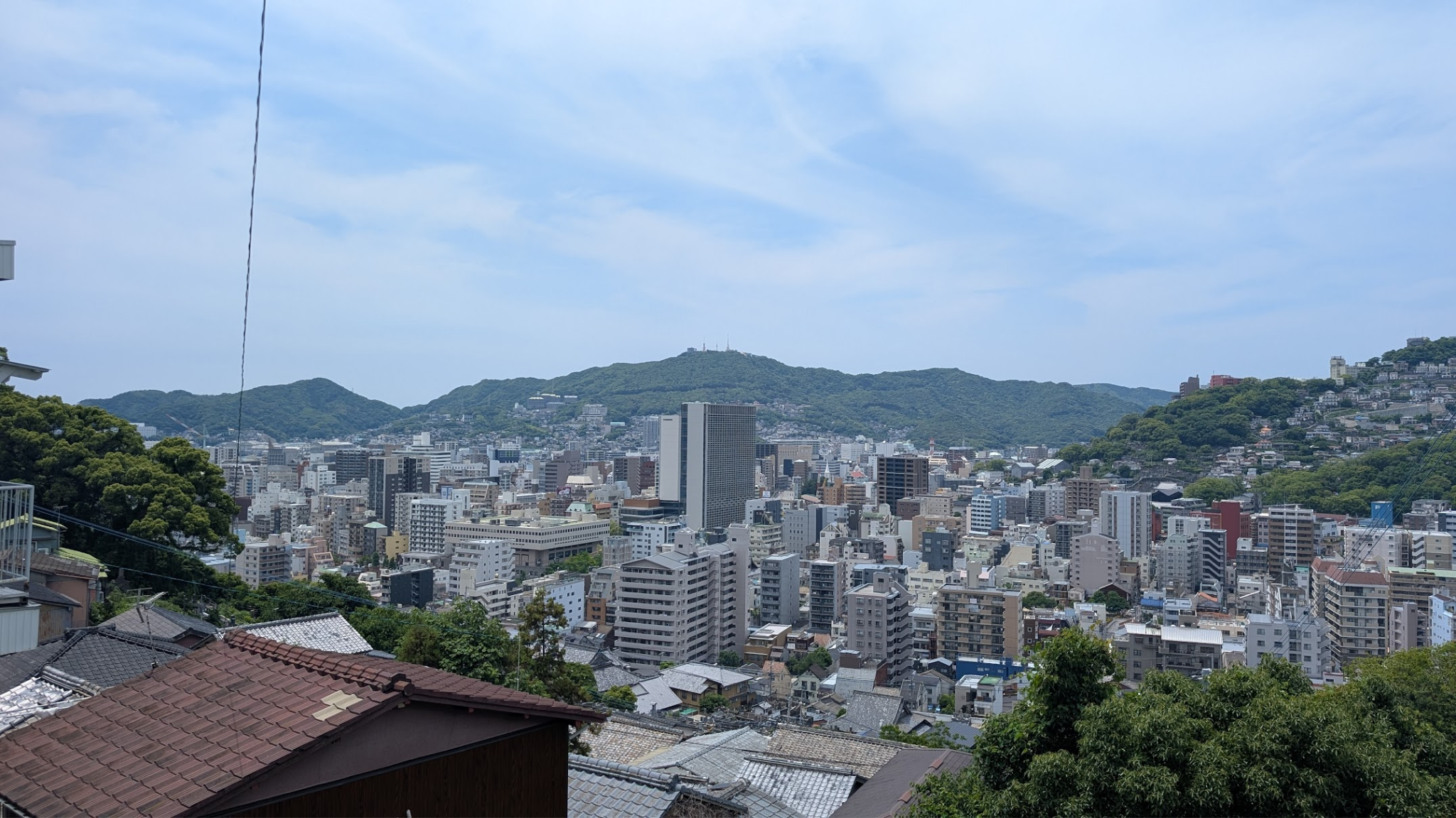 坂をのぼるのは大変ですが、景色はきれい
