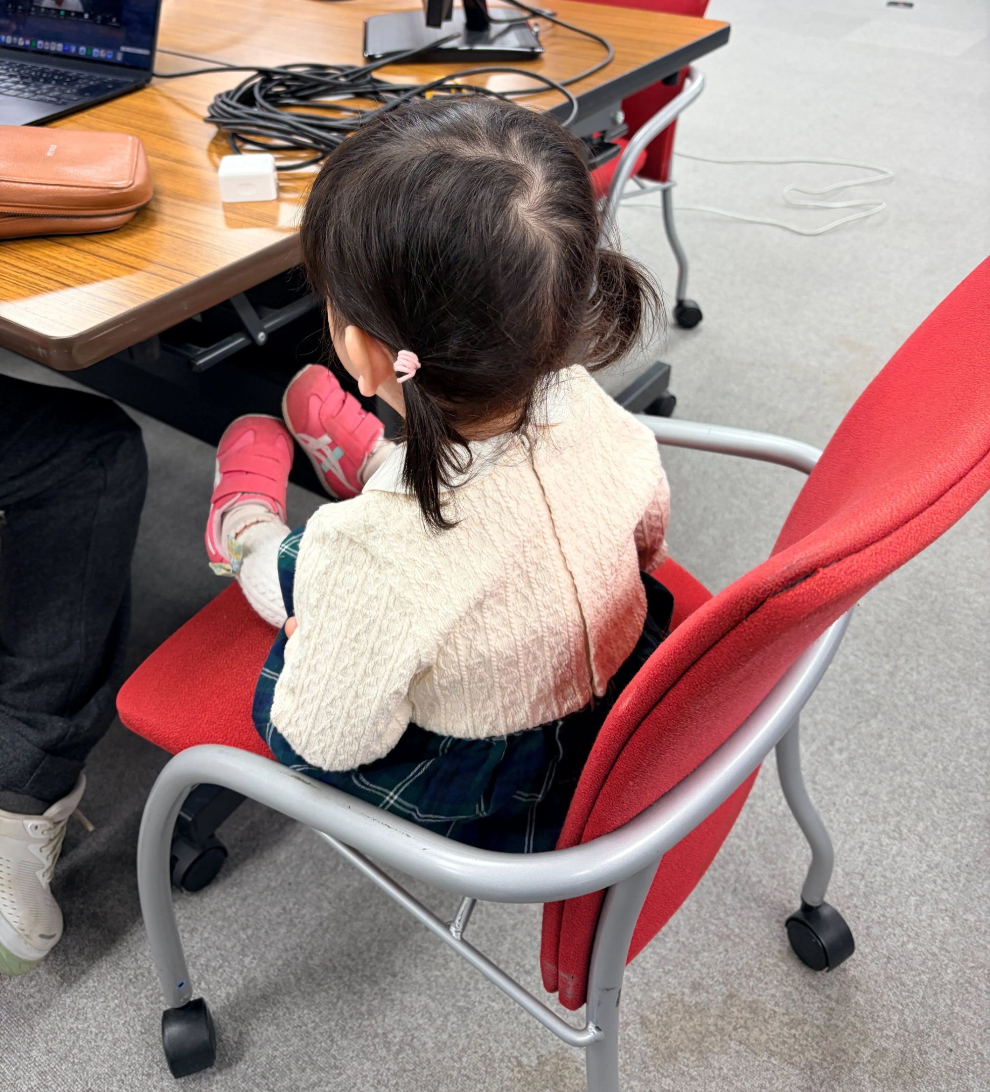 本人は参加しているつもり。